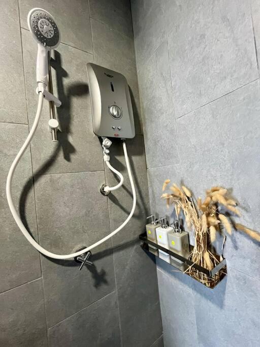 Apartment Klccpavtrxvelocity X Mrtlrt X 13pax X 3r2b X Free 1cpark Kuala Lumpur