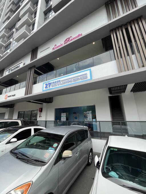 Apartment Klccpavtrxvelocity X Mrtlrt X 13pax X 3r2b X Free 1cpark Kuala Lumpur