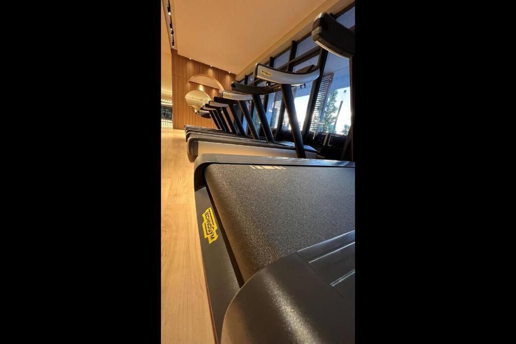 Klccpavtrxvelocity X Mrtlrt X 13pax X 3r2b X Free 1cpark Apartment